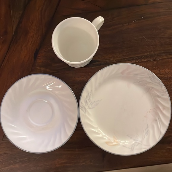 Pink Trio (Corelle)
by CORNING - Picture 4 of 7